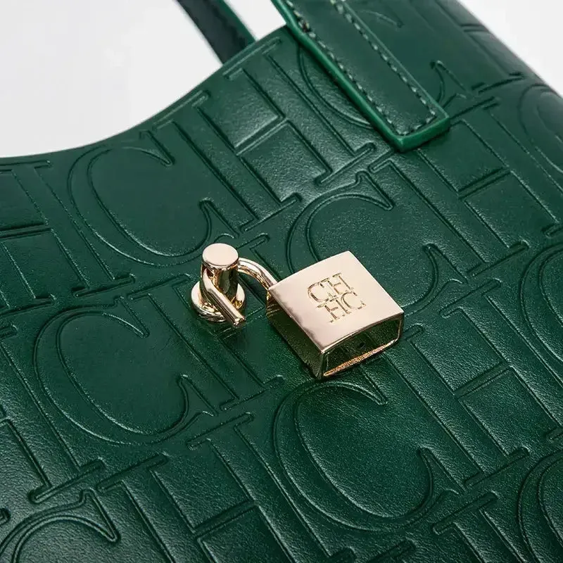 CH BUCKET BAG