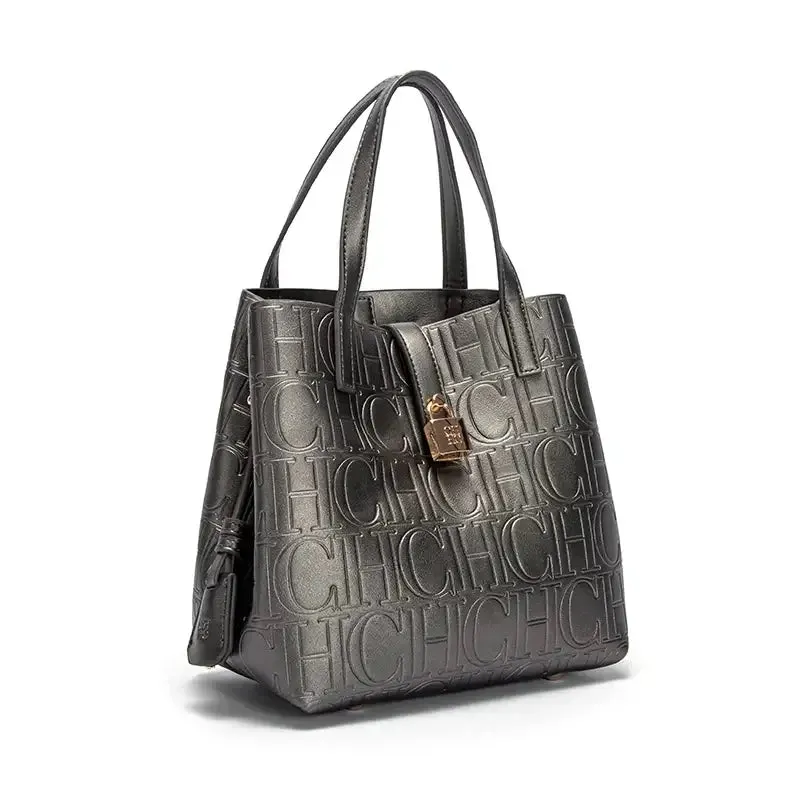 CH BUCKET BAG