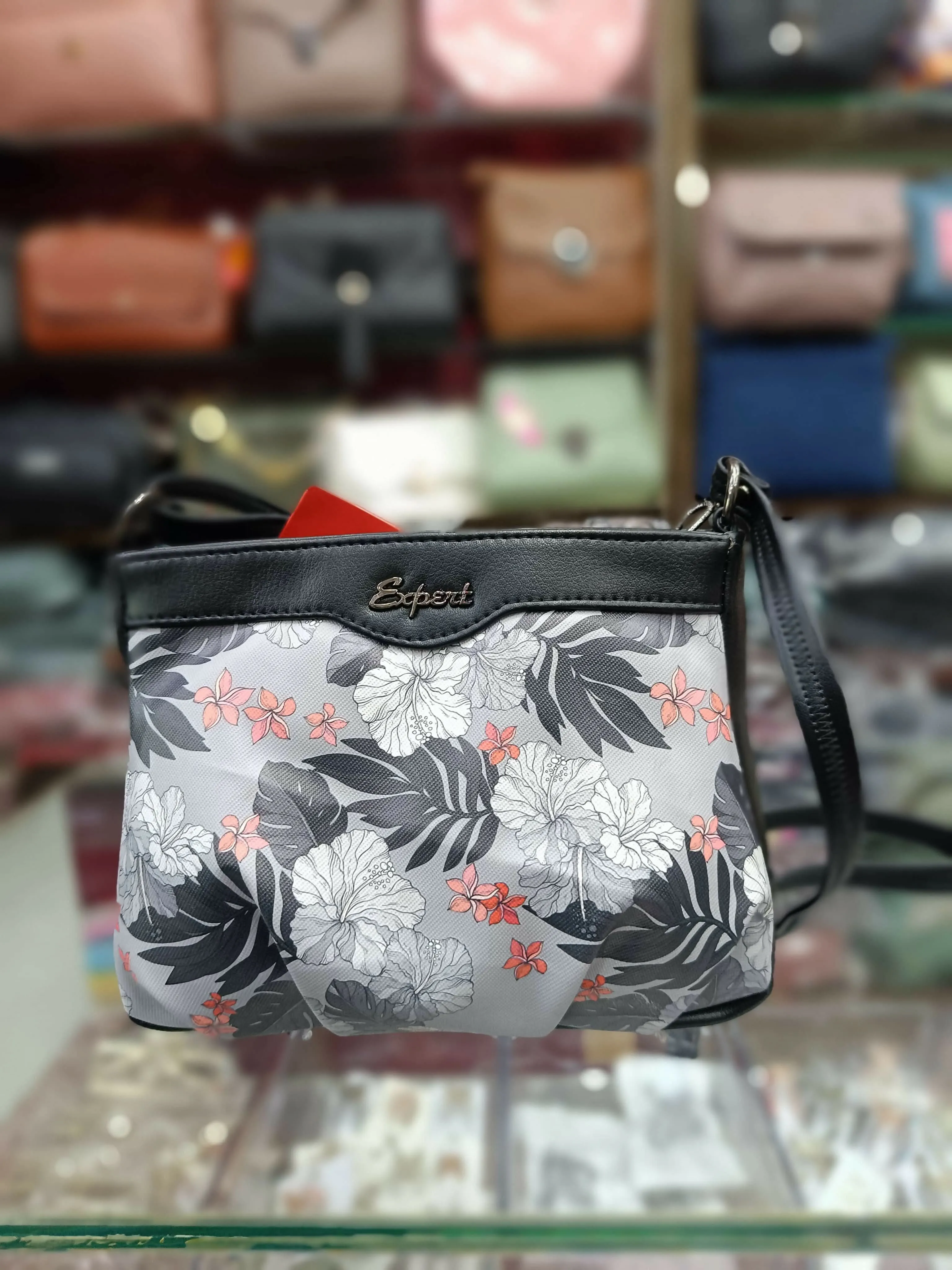 Classic women fashion sling bag (Black)