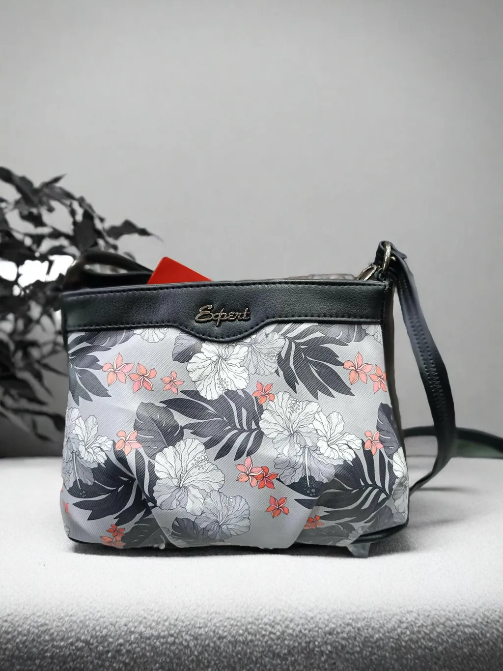 Classic women fashion sling bag (Black)