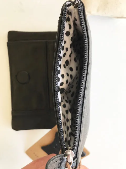 Dusky Purse / Black