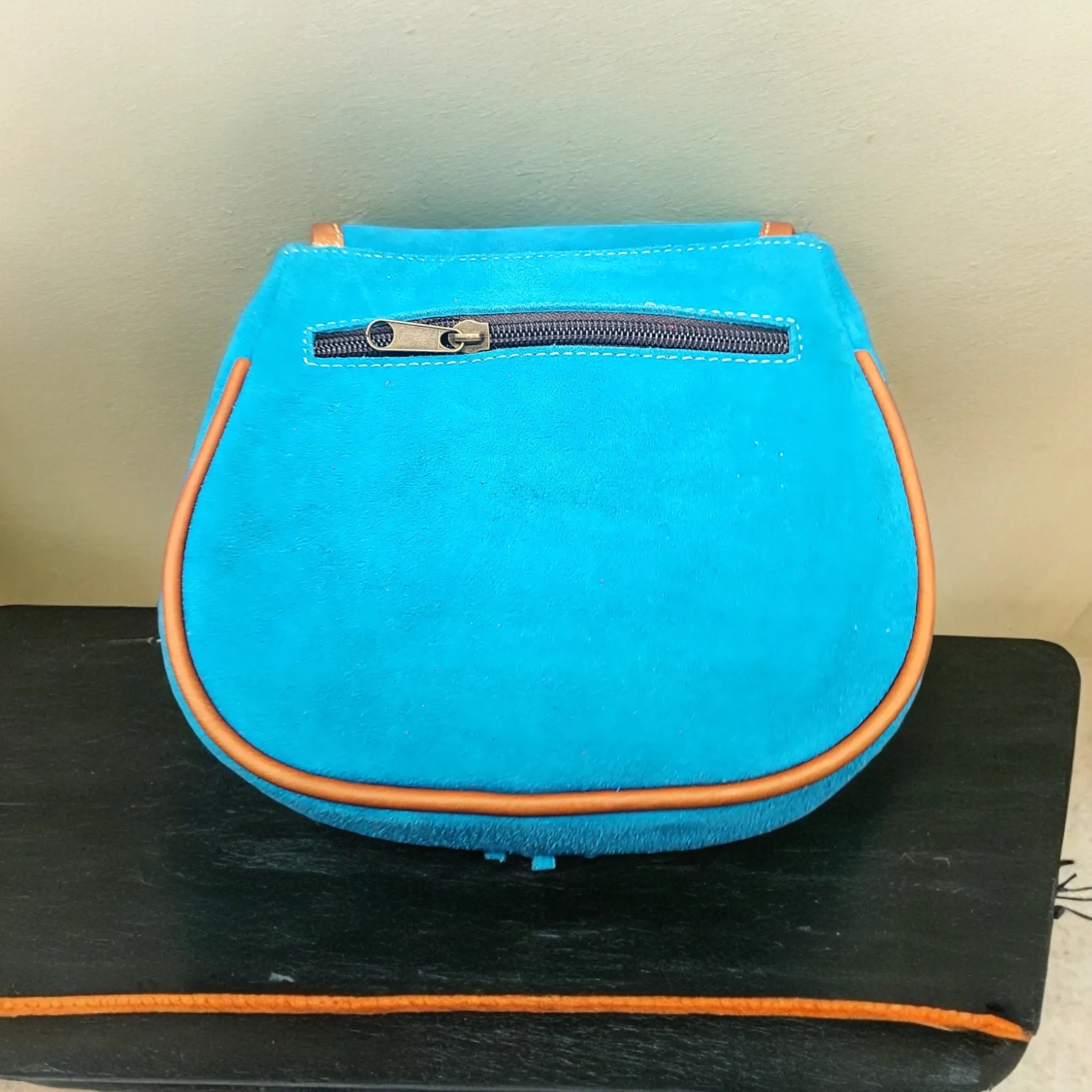 Leather Beadwork  Crossbody Purse ( 8X7 INCH ) ( TURQUOISE2)