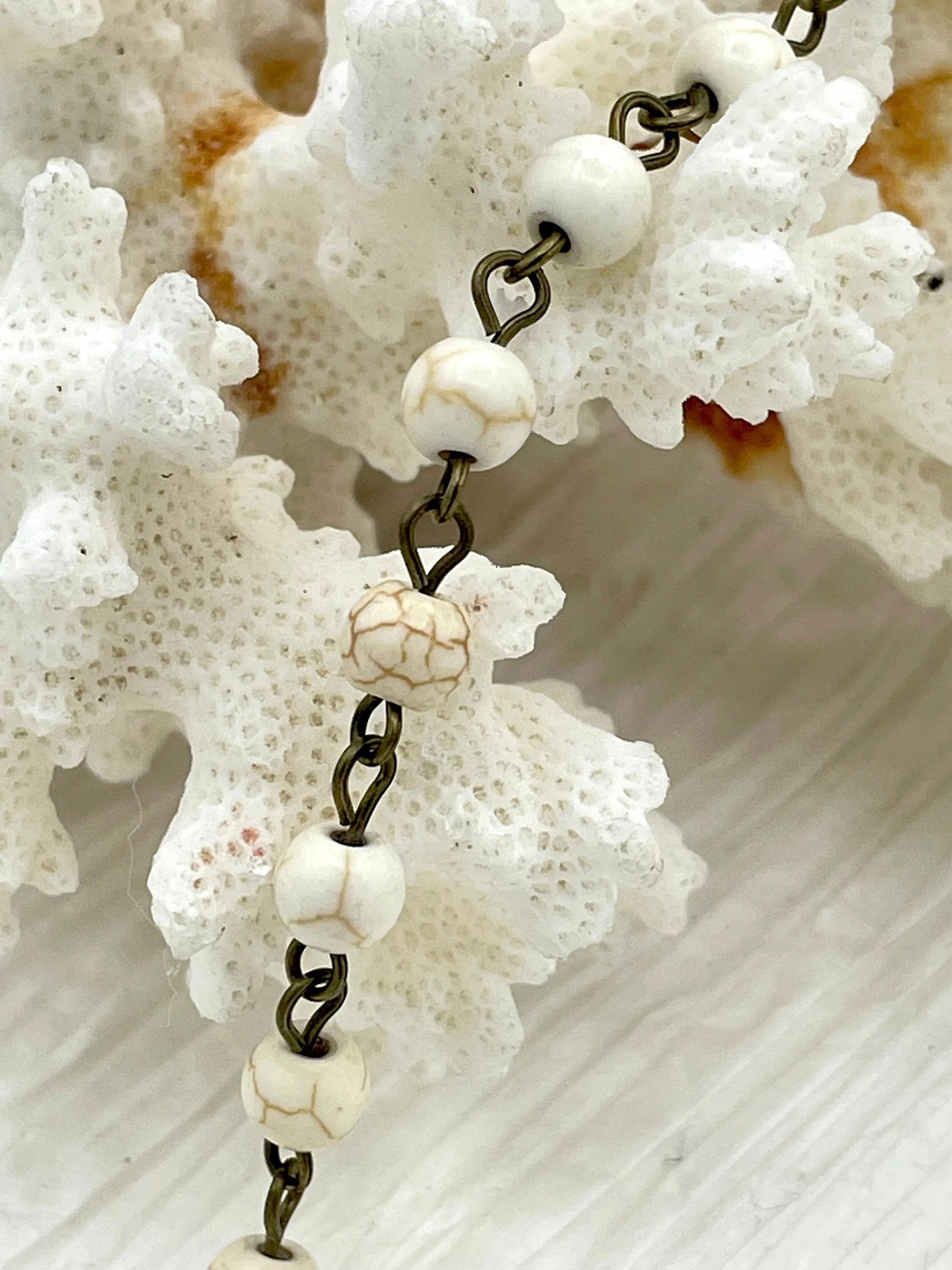 WHITE Howlite Rosary Chain, Gold, silver, bronze or gunmetal wire links, 6mm round stone bead chain 1 Meter (39 inches)